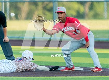 Thumbnail 3 in Georgetown vs Ray (UIL 5A Regional Semifinals) photogallery.