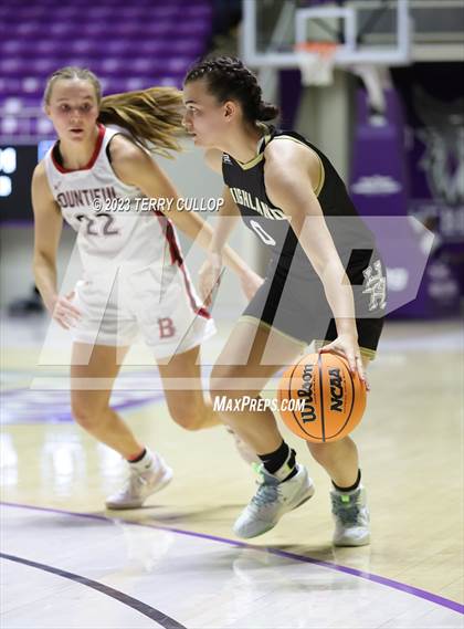Thumbnail 2 in Bountiful vs. Highland (UHSAA 5A Quarterfinal) photogallery.
