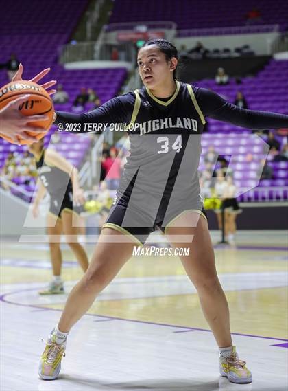 Thumbnail 3 in Bountiful vs. Highland (UHSAA 5A Quarterfinal) photogallery.