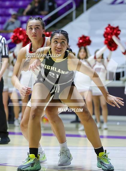 Thumbnail 1 in Bountiful vs. Highland (UHSAA 5A Quarterfinal) photogallery.