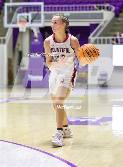 Thumbnail 2 in Bountiful vs. Highland (UHSAA 5A Quarterfinal) photogallery.