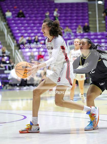 Thumbnail 2 in Bountiful vs. Highland (UHSAA 5A Quarterfinal) photogallery.