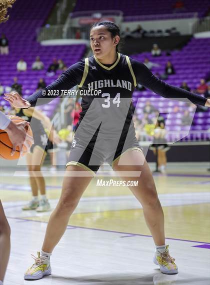 Thumbnail 1 in Bountiful vs. Highland (UHSAA 5A Quarterfinal) photogallery.