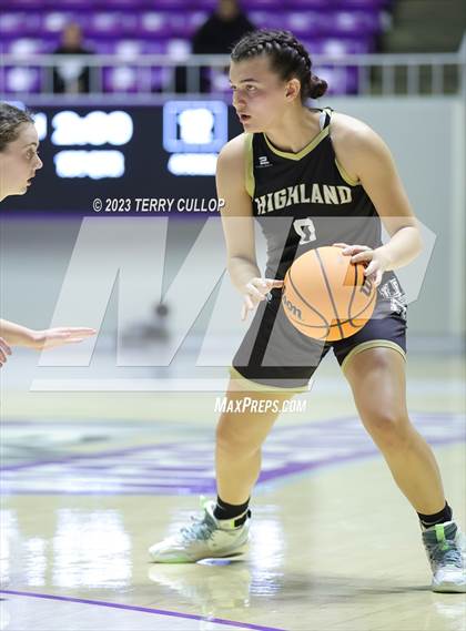 Thumbnail 1 in Bountiful vs. Highland (UHSAA 5A Quarterfinal) photogallery.