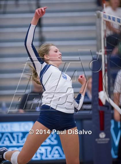 Thumbnail 2 in Mullen @ Valor Christian photogallery.