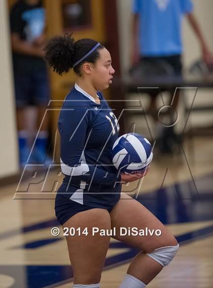 Thumbnail 2 in Mullen @ Valor Christian photogallery.