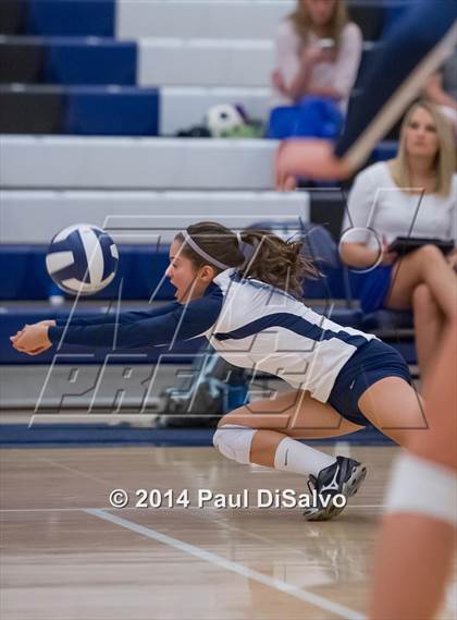 Thumbnail 3 in Mullen @ Valor Christian photogallery.