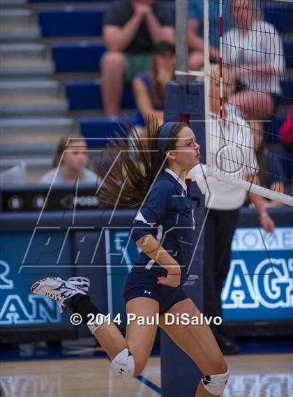 Thumbnail 2 in Mullen @ Valor Christian photogallery.