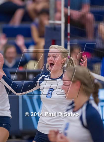 Thumbnail 1 in Mullen @ Valor Christian photogallery.