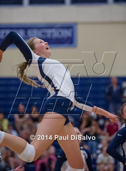 Thumbnail 3 in Mullen @ Valor Christian photogallery.