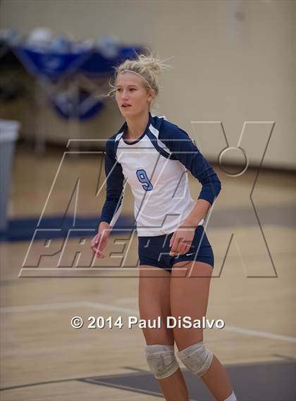 Thumbnail 2 in Mullen @ Valor Christian photogallery.