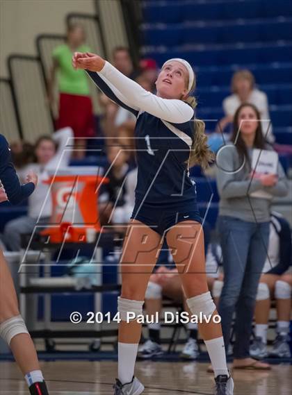 Thumbnail 2 in Mullen @ Valor Christian photogallery.