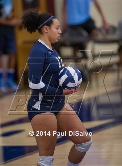 Thumbnail 3 in Mullen @ Valor Christian photogallery.
