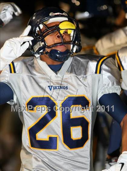 Thumbnail 2 in Santa Monica vs. Culver City (CIF SS Playoffs) photogallery.