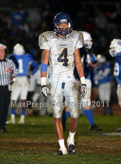 Thumbnail 2 in Santa Monica vs. Culver City (CIF SS Playoffs) photogallery.