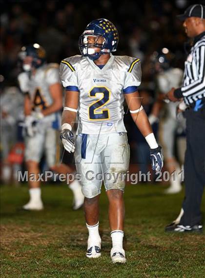 Thumbnail 3 in Santa Monica vs. Culver City (CIF SS Playoffs) photogallery.