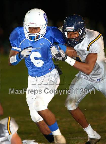 Thumbnail 2 in Santa Monica vs. Culver City (CIF SS Playoffs) photogallery.