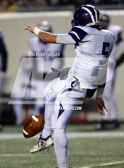 Thumbnail 2 in Junction City vs. Hazen (AAA 2A Final) photogallery.