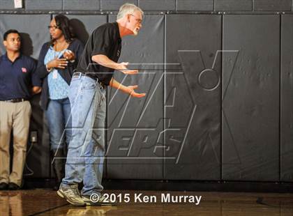 Thumbnail 3 in Ray vs. Dobie (McDonald's Texas Invitational) photogallery.