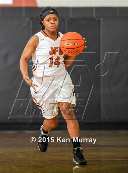Thumbnail 3 in Ray vs. Dobie (McDonald's Texas Invitational) photogallery.
