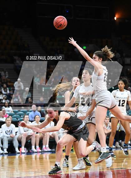 Thumbnail 2 in Green Mountain @ Mullen (CHSAA 4A Final Four) photogallery.