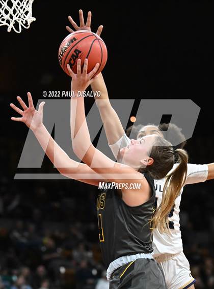 Thumbnail 2 in Green Mountain @ Mullen (CHSAA 4A Final Four) photogallery.