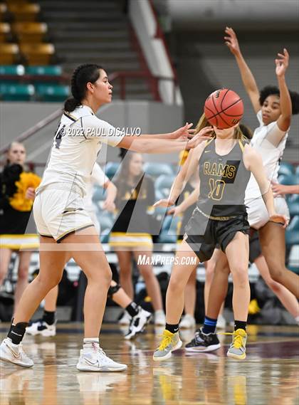 Thumbnail 2 in Green Mountain @ Mullen (CHSAA 4A Final Four) photogallery.