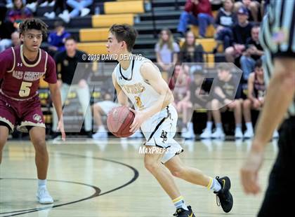 Thumbnail 2 in Newbury Park vs. Oaks Christian photogallery.