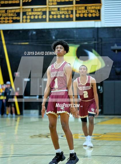 Thumbnail 2 in Newbury Park vs. Oaks Christian photogallery.
