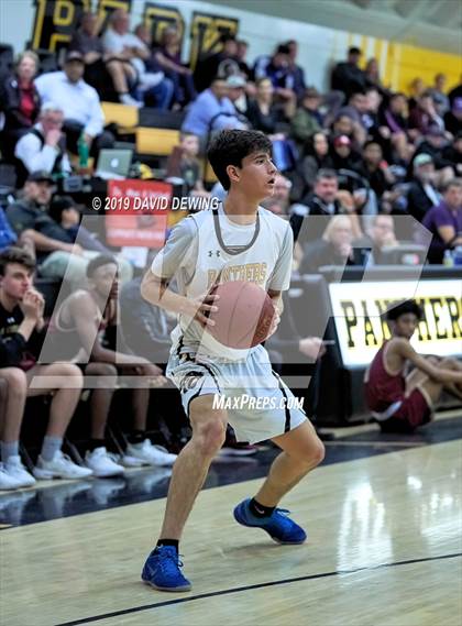Thumbnail 1 in Newbury Park vs. Oaks Christian photogallery.