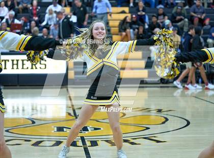 Thumbnail 1 in Newbury Park vs. Oaks Christian photogallery.