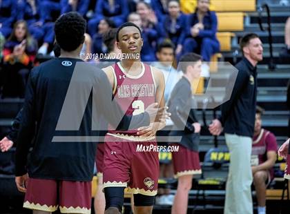 Thumbnail 2 in Newbury Park vs. Oaks Christian photogallery.