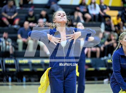 Thumbnail 2 in Newbury Park vs. Oaks Christian photogallery.