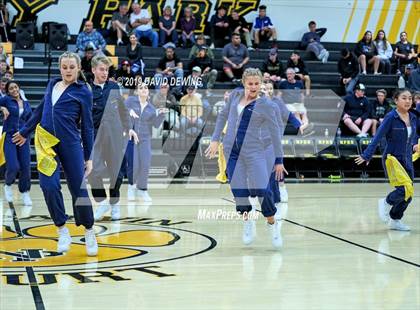 Thumbnail 3 in Newbury Park vs. Oaks Christian photogallery.