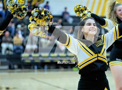 Thumbnail 2 in Newbury Park vs. Oaks Christian photogallery.