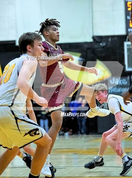 Thumbnail 1 in Newbury Park vs. Oaks Christian photogallery.