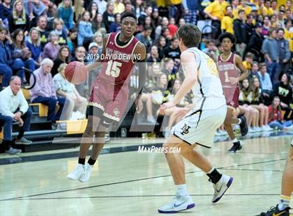 Thumbnail 2 in Newbury Park vs. Oaks Christian photogallery.