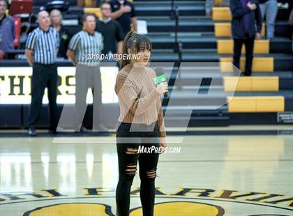 Thumbnail 2 in Newbury Park vs. Oaks Christian photogallery.