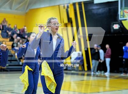 Thumbnail 3 in Newbury Park vs. Oaks Christian photogallery.