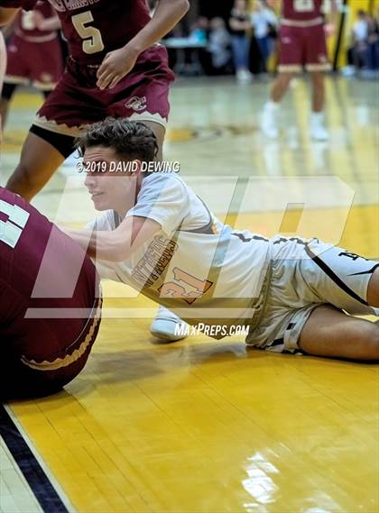 Thumbnail 1 in Newbury Park vs. Oaks Christian photogallery.