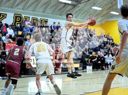 Thumbnail 3 in Newbury Park vs. Oaks Christian photogallery.