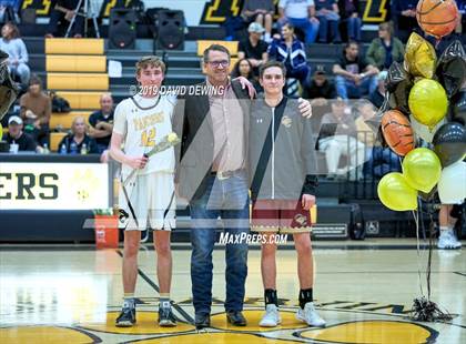Thumbnail 2 in Newbury Park vs. Oaks Christian photogallery.