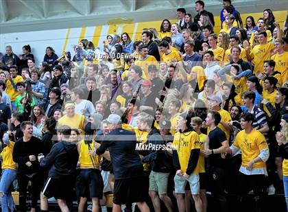 Thumbnail 3 in Newbury Park vs. Oaks Christian photogallery.