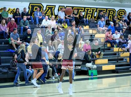 Thumbnail 1 in Newbury Park vs. Oaks Christian photogallery.
