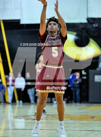 Thumbnail 3 in Newbury Park vs. Oaks Christian photogallery.