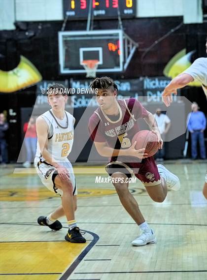 Thumbnail 1 in Newbury Park vs. Oaks Christian photogallery.