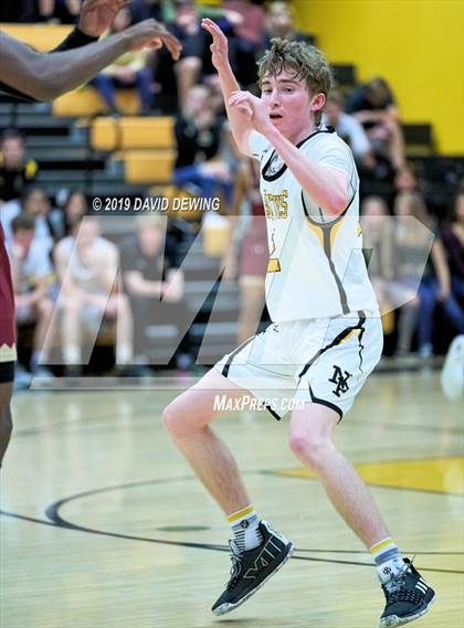 Thumbnail 2 in Newbury Park vs. Oaks Christian photogallery.