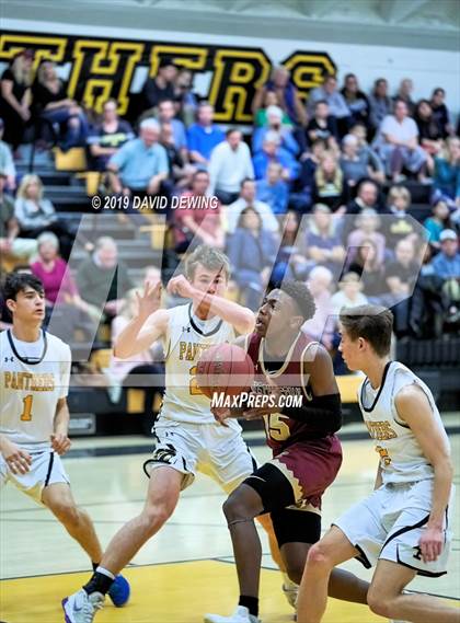 Thumbnail 1 in Newbury Park vs. Oaks Christian photogallery.