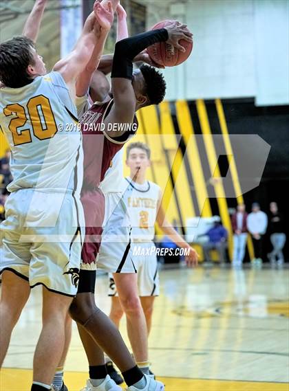 Thumbnail 1 in Newbury Park vs. Oaks Christian photogallery.