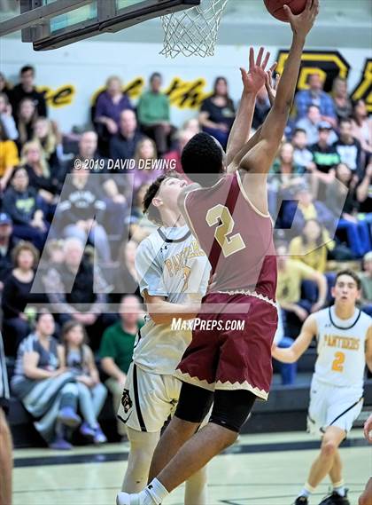 Thumbnail 2 in Newbury Park vs. Oaks Christian photogallery.
